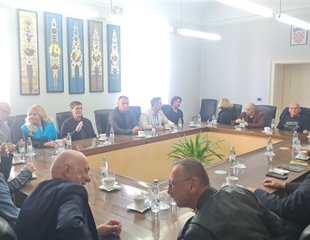 Sudionici 32. festivala glumca na prijemu u Vukovarsko-srijemskoj županiji