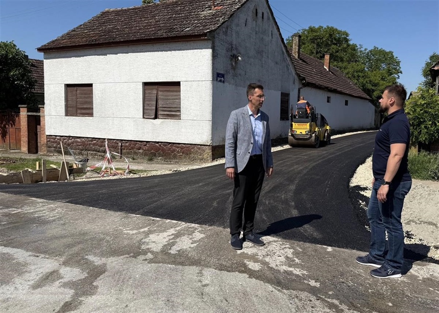 Asfaltiraju se otresnice u Mirkovcima