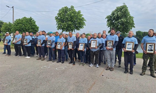 Davor Leko i momčad PU vukovarsko-srijemske pobjednici memorijalnog...