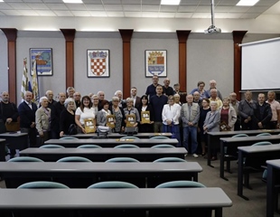 Udrugama umirovljenika 16 tisuća eura za projekte