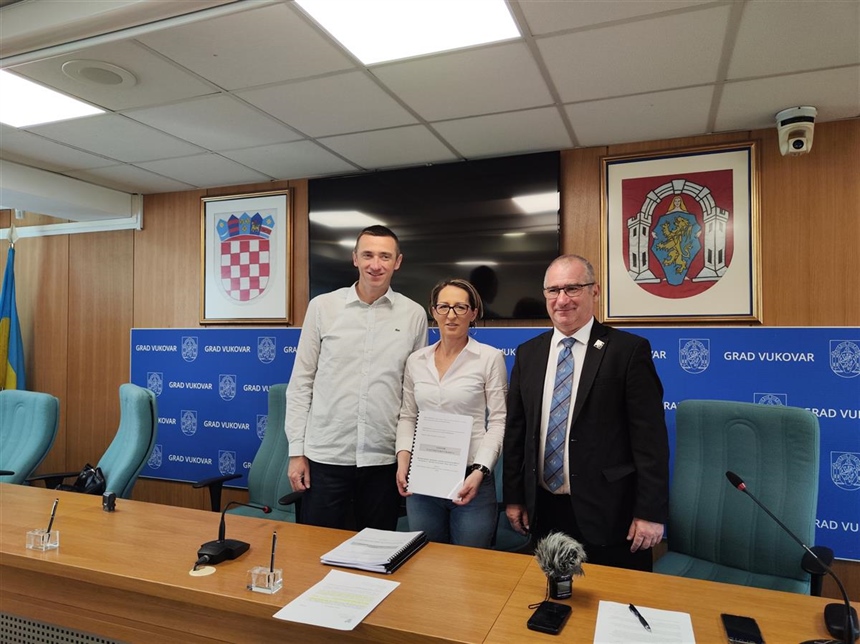 Potpisan ugovor za sanaciju tribina i sanitarnih čvorova na ŠRC Lijeva bara
