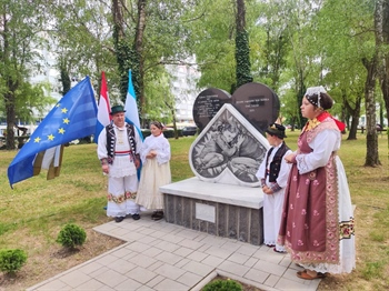 Svečano otkriveno spomen-obilježje „Slomljeno srce”