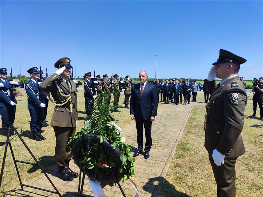 Predsjednik Bugarske odao počast žrtvama u Vukovaru