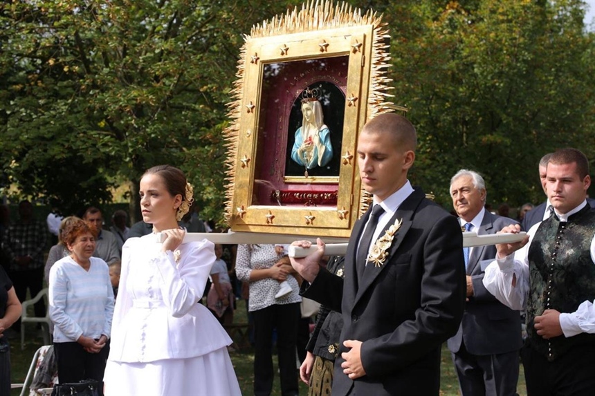 Tisuće hodočasnika na Bunariću proslavilo završetak Dužijance