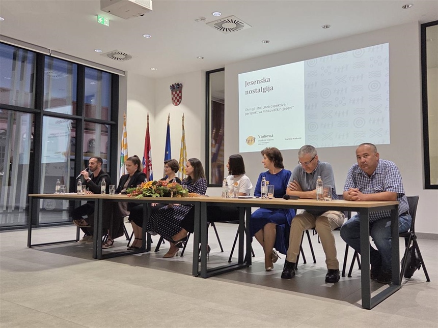 Održan okrugli stol o Vinkovačkim jesenima
