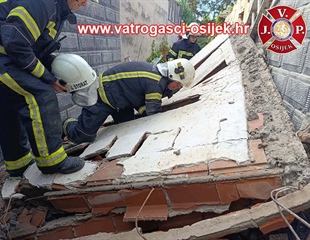 Na radnike u Osijeku se srušio zid, spašavali ih vatrogasci