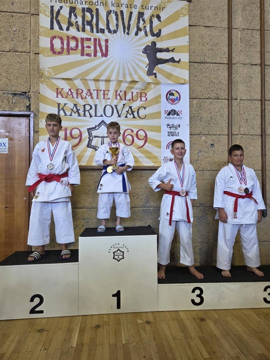 Kataši Karate kluba Vukovar 91 osvojili deset medalja na 20. "Karlovac Open"