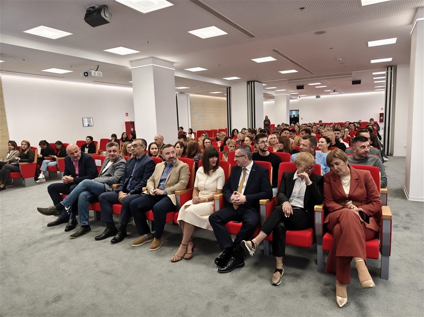 Vukovarsko Veleučilište Lavoslav Ružička dočekalo brucoše: Nova akademska godina donosi stotine mladih i novu energiju gradu
