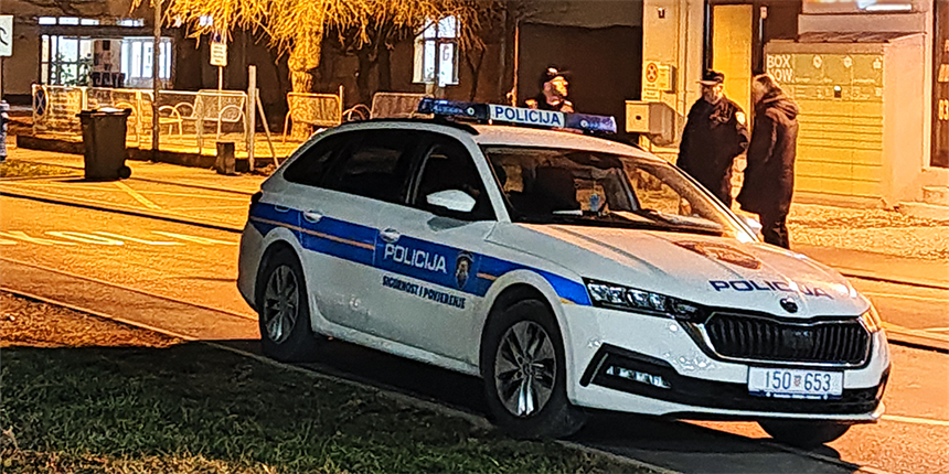 Uhićen ravnatelj jer je seksualno uznemiravao učenicu