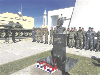 Državni vrh odao počast general-bojniku Blagi Zadri