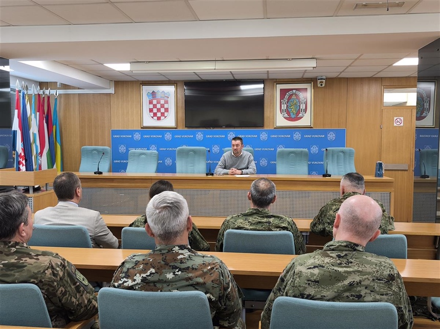 Polaznici Ratne škole „Ban Josip Jelačić” posjetili Vukovar