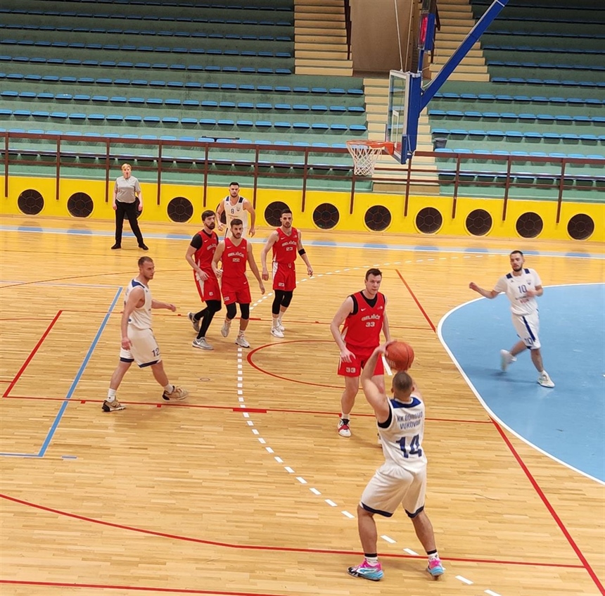 Košarkaši Borova porazom otvorili novo prvenstvo