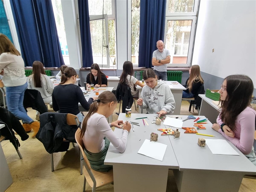 Wood4STEM Expo u Vinkovcima: Mladi drvodjelci spajaju znanost, tehnologiju i održivost