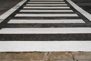 Na pješačkom prijelazu automobilom naletio na pješakinju