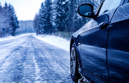 Od 15. studenoga obvezna zimska oprema na vozilima u Hrvatskoj