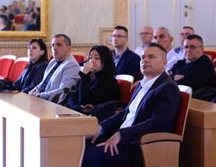 Osječko-baranjska županija će graditi kuće za mlade obitelji