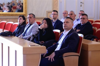 Osječko-baranjska županija će graditi kuće za mlade obitelji