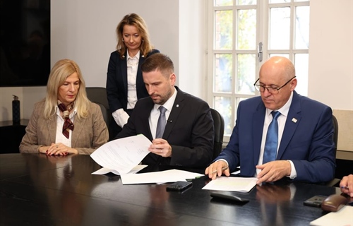 Potpisani ugovori za najveći POS projekt u Osijeku