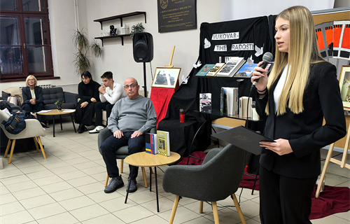 Tihe radosti i tuge: Književna večer u Gimnaziji Vukovar