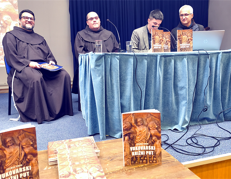 Molitvenik za sve Vukovarce i one koji Vukovar nose u srcu