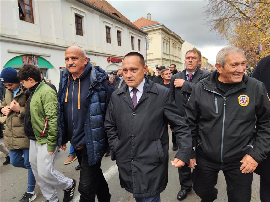 IZ MINUTE U MINUTU: Dan sjećanja na žrtvu Vukovara