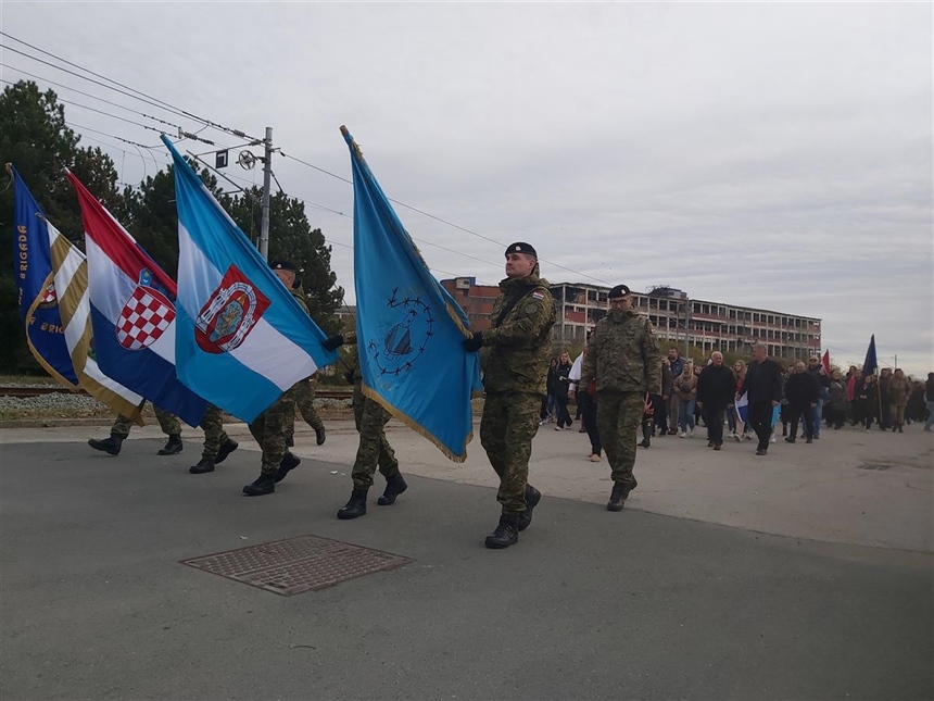 IZ MINUTE U MINUTU: Žrtva Borova naselja za domovinu