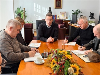 Vinkovci podigli cenzus: Božićnice stižu za više od 3.300 umirovljenika