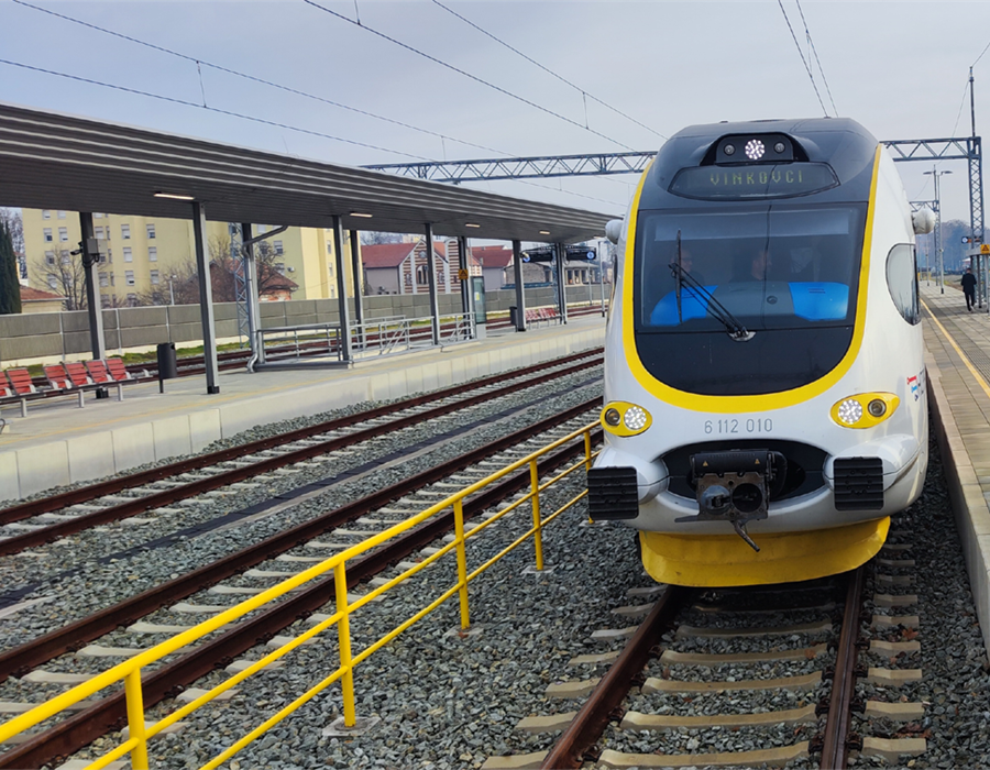 Tragedija na prijelazu u Ivankovu: Vlak usmrtio osobu