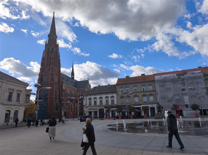 Grad Osijek ponovno povećava izdvajanja za božićnice