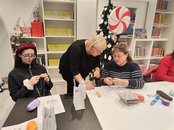 Heklaju hobotnice za djecu u rodilištu