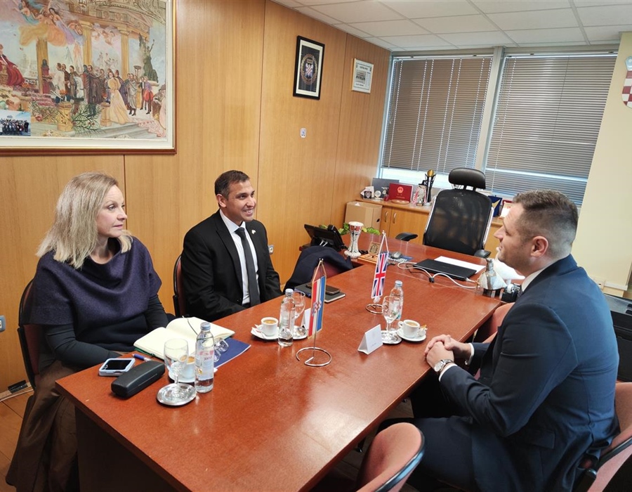 Britanski veleposlanik Javed Patel boravi u službenom posjetu Vukovaru