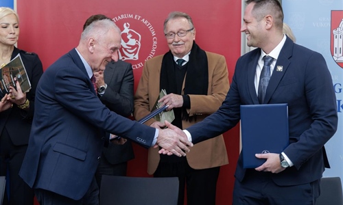 Potpisan Aneks Ugovora o radu Zavoda HAZU-a u Vukovaru