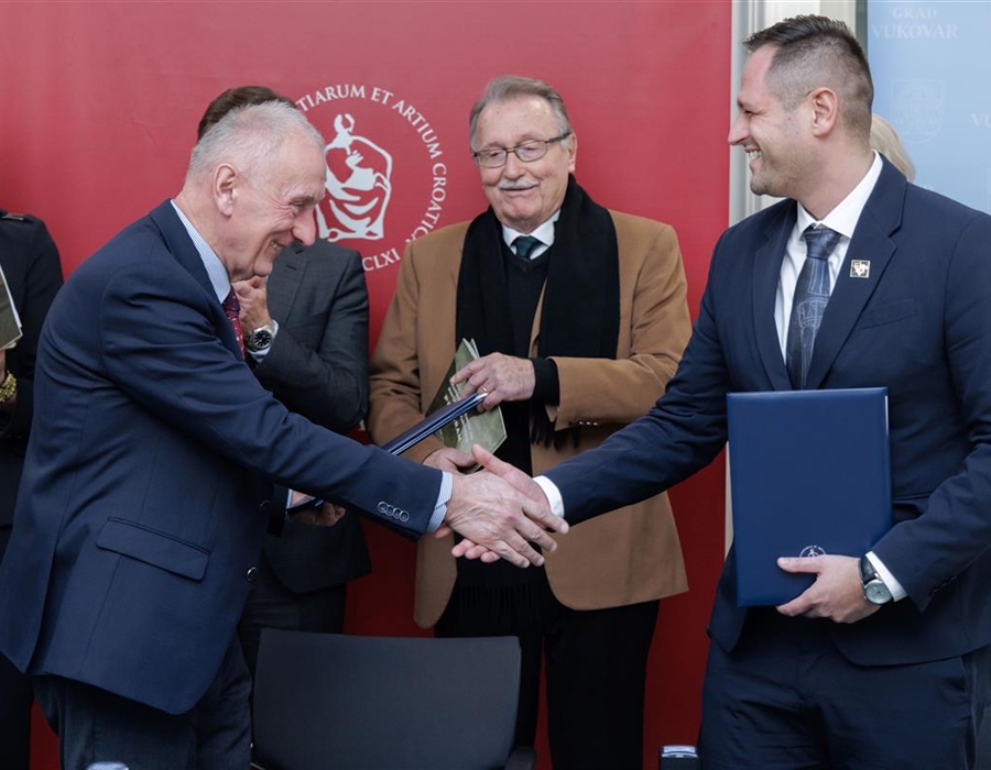 Potpisan Aneks Ugovora o radu Zavoda HAZU-a u Vukovaru