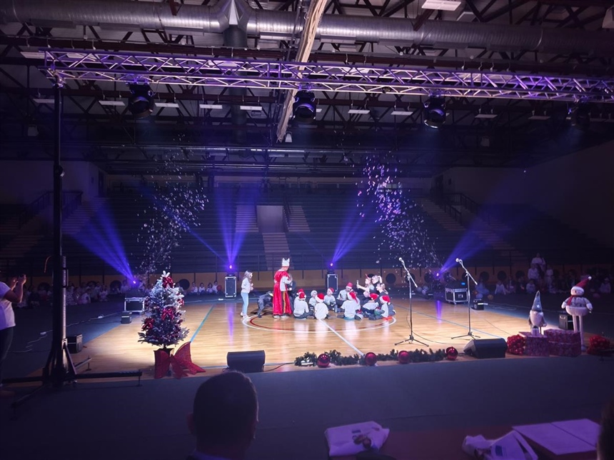 Održana scenska modna revija “Budi svoj! Budi poseban!”