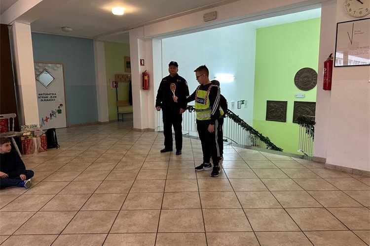 U Andrijaševcima osposobljeno 15 novih mladih pripadnika školske...