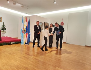 Učenicima 200, studentima 250 eura