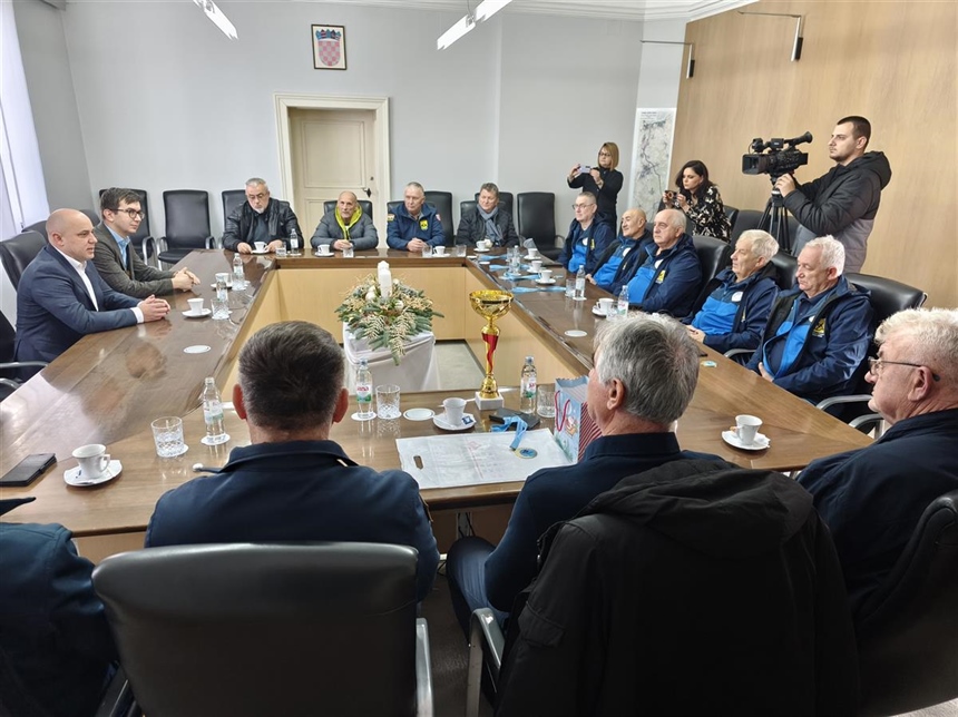 Župan Bosančić primio članove HVIDR-e