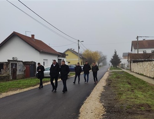 Napokon obnovljena ulica koja je bila „rupa na rupi”