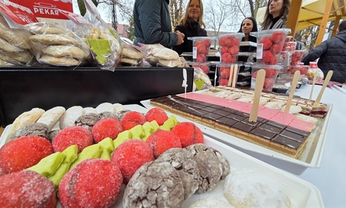 U Vinkovcima održan 2.Sajam kolača "SITNO-SLATKO"
