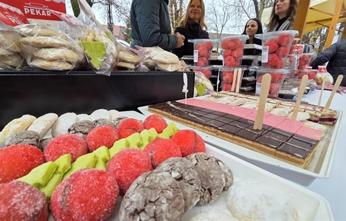 U Vinkovcima održan 2.Sajam kolača "SITNO-SLATKO"