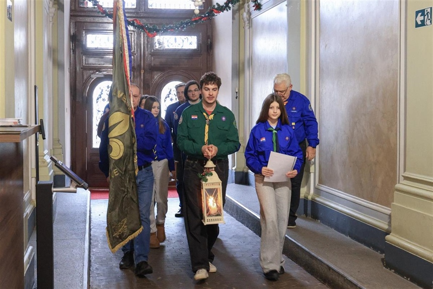 Betlehemsko svjetlo mira stiglo u Osječko-baranjsku županiju