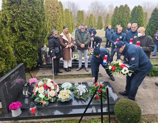 Komemoracijom na Memorijalnom groblju odana počast Stipi Poli