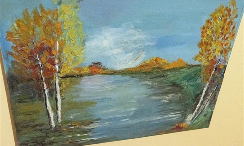 U Vinkovcima otvorena izložba slika umjetnika i djece