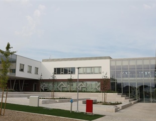 Osijek: Zbog izlijevanja vode prekinuta nastava u 1. Gimnaziji