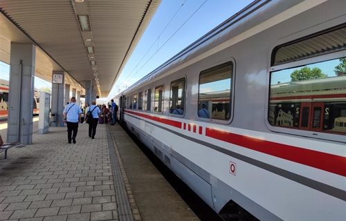 Produžen besplatni prijevoz željeznicom mladima i umirovljenicima