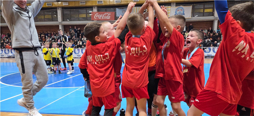 Završio Zimski malonogometni turnir Lapovci uz dodjelu priznanja najmlađima