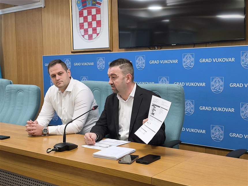 Zbog dugova i penala Grad uvodi rezove: Pavliček najavio smanjenje plaća i uštede