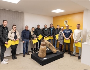 U Ivankovu potpisani ugovori za sufinanciranje kupnje kuće stana ili...