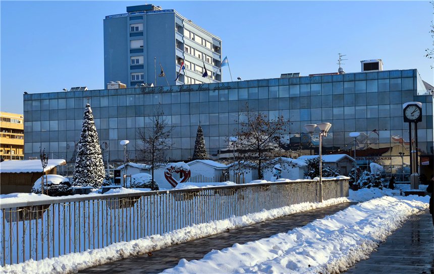 Pred vukovarskim vijećnicima deset točaka dnevnog reda