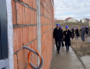 Šesta vinkovačka škola pred prelaskom na jednosmjensku nastavu